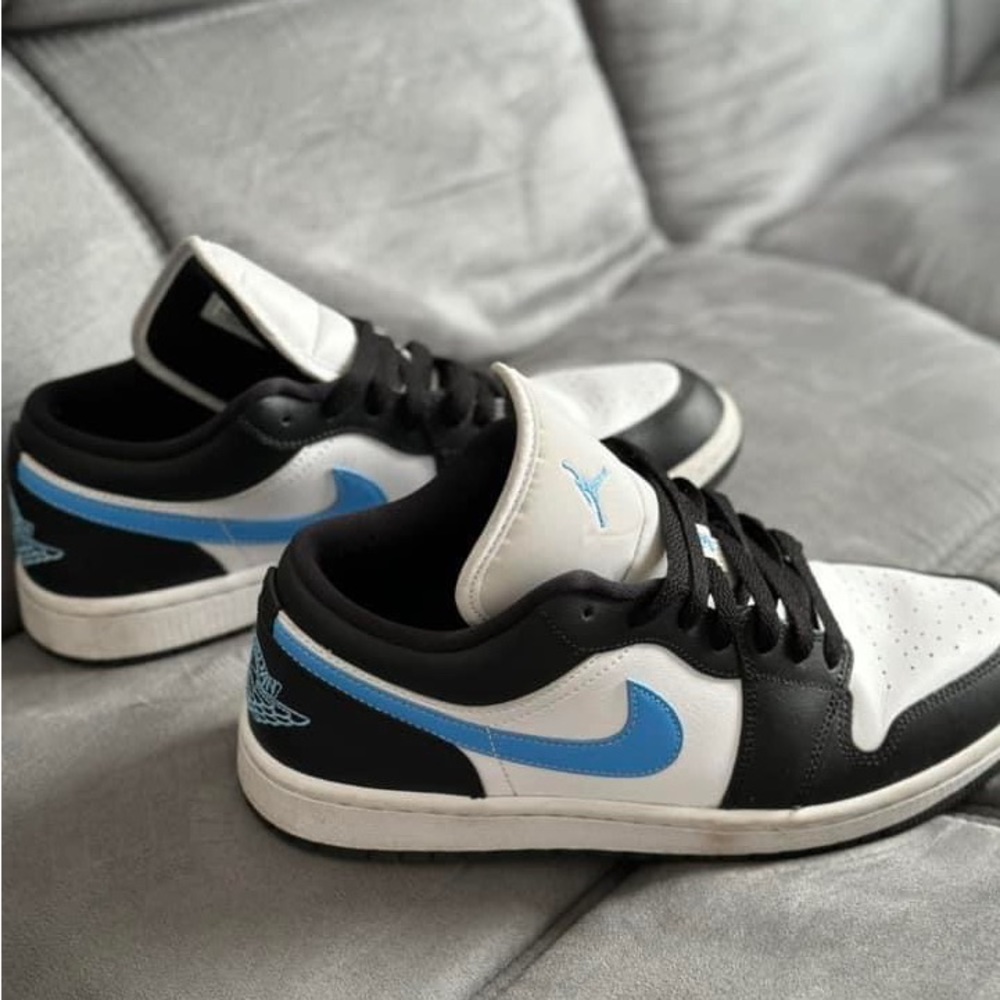 Air Jordan’s (size 10W)